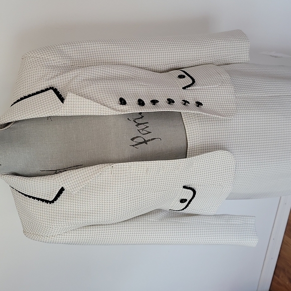 Sag Harbor Petite Suit - Picture 7 of 13